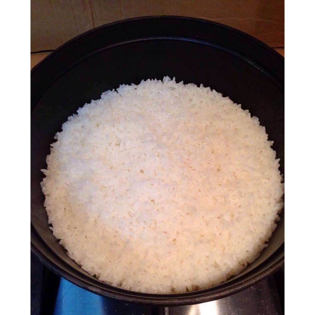 铸铁锅版焖米饭