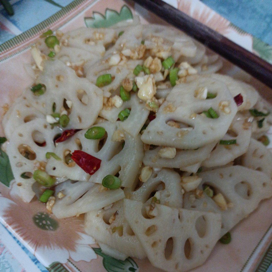 凉拌藕片