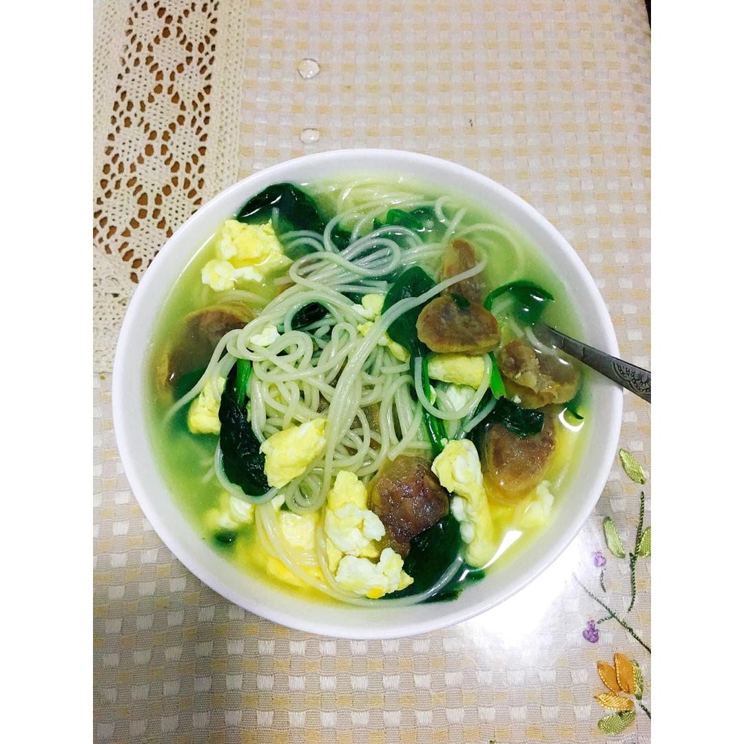 菠菜鸡蛋面