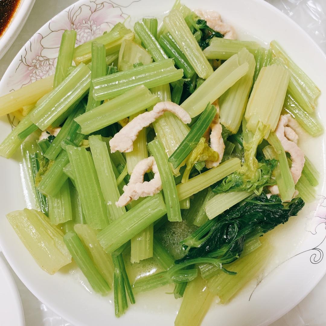 芹菜炒肉