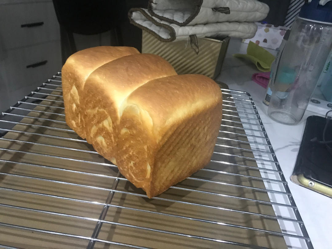 吴克己老师店内招牌🍞特选鲜乳吐司