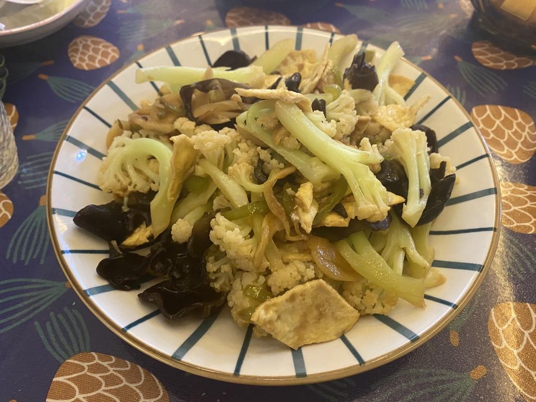 炝拌有机花菜