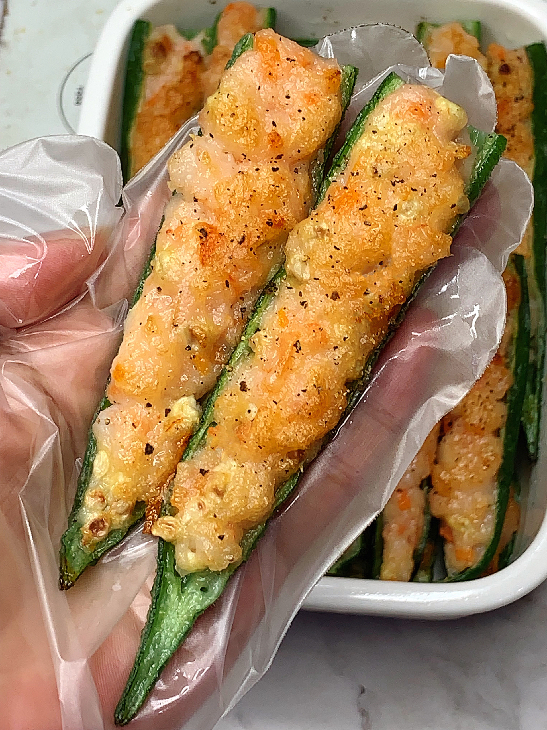 夏季限定～秋葵+虾滑真的巨巨巨好吃的做法 步骤2