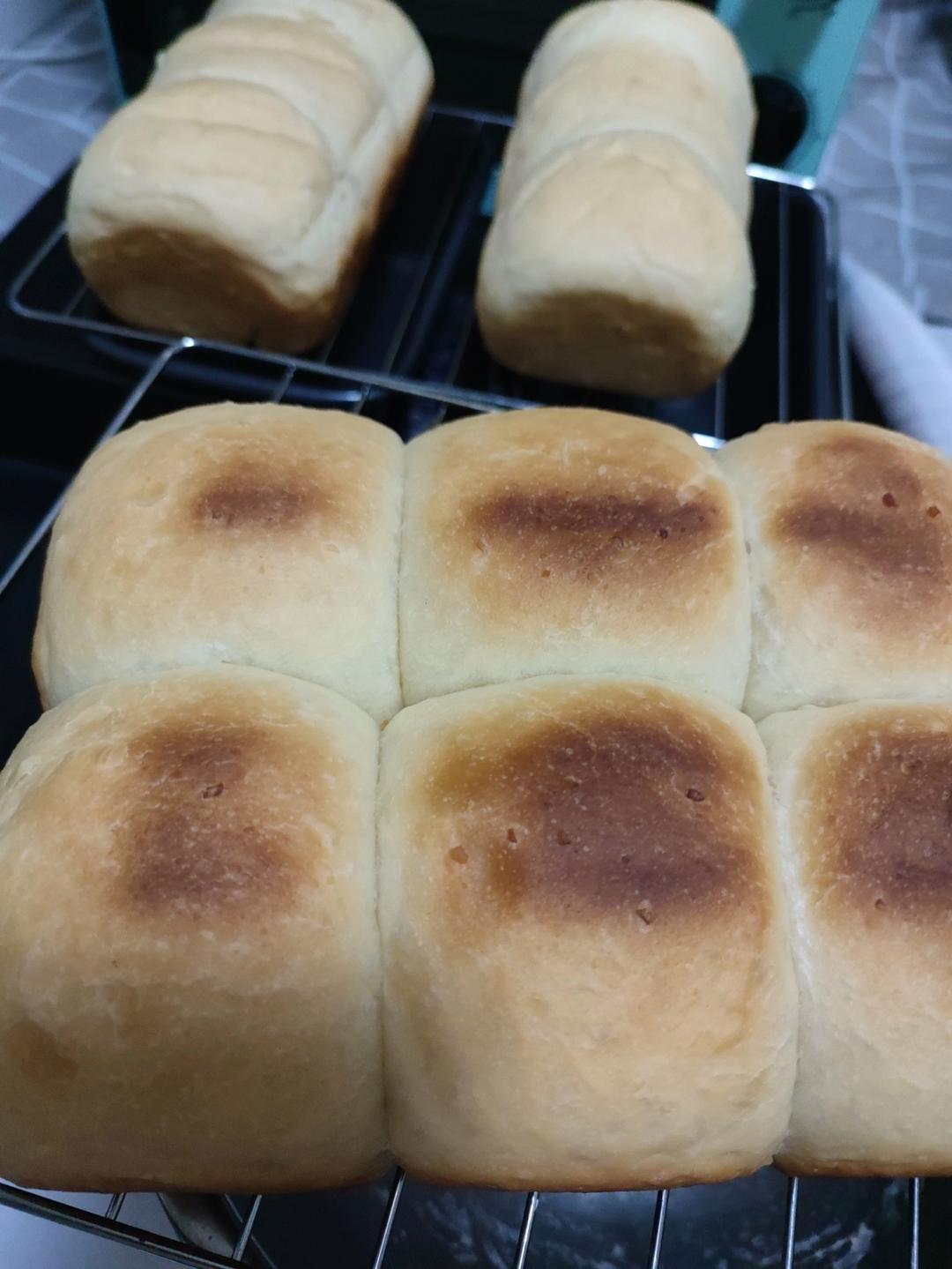 米饭鲜奶油吐司包