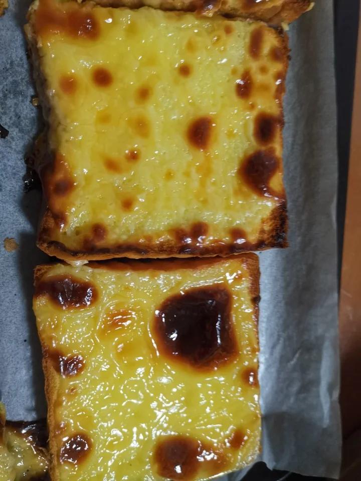 零失败快手岩烧乳酪(熔岩吐司)十分钟网红早餐，好吃哭