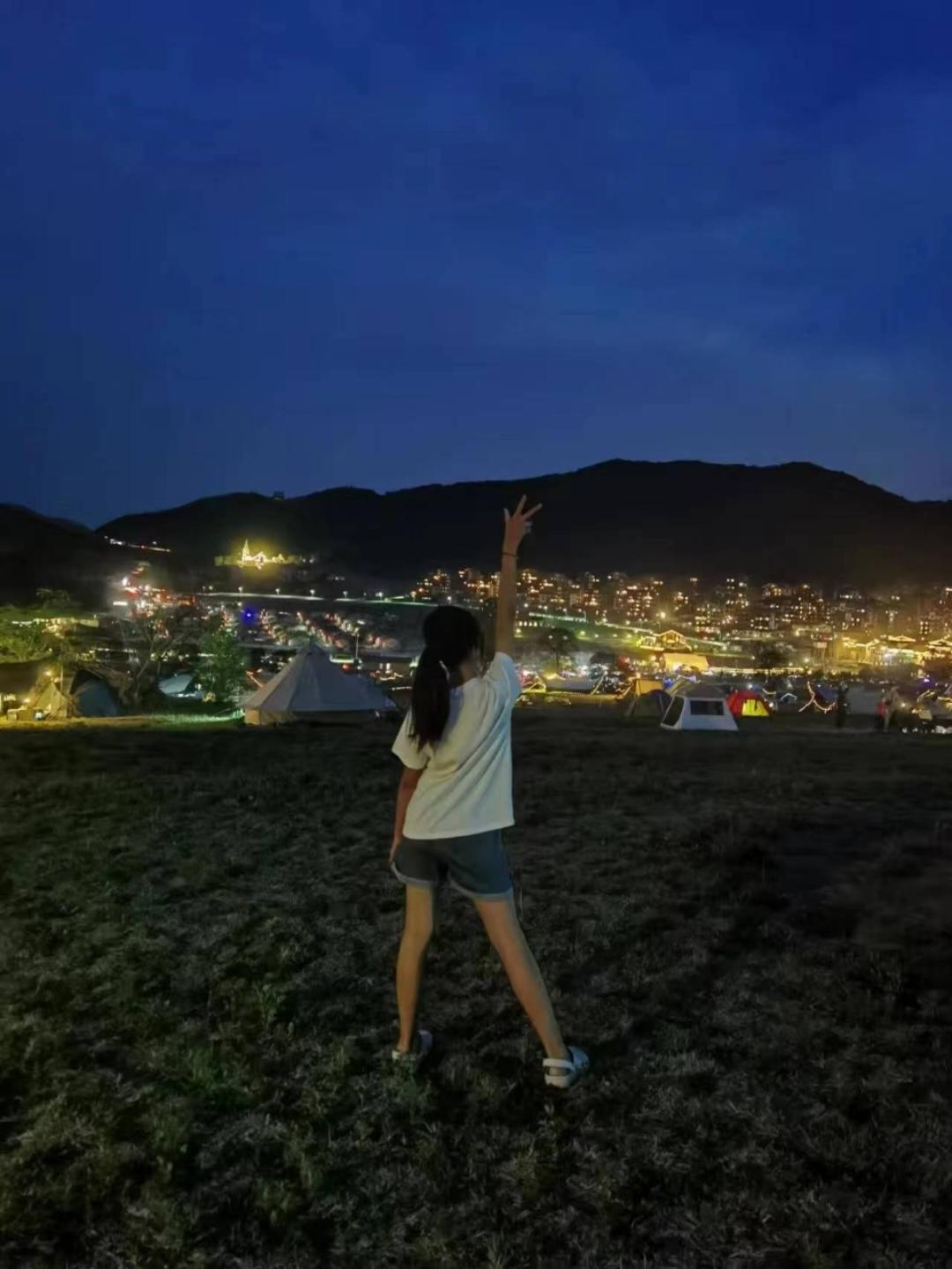 饕圜鶭