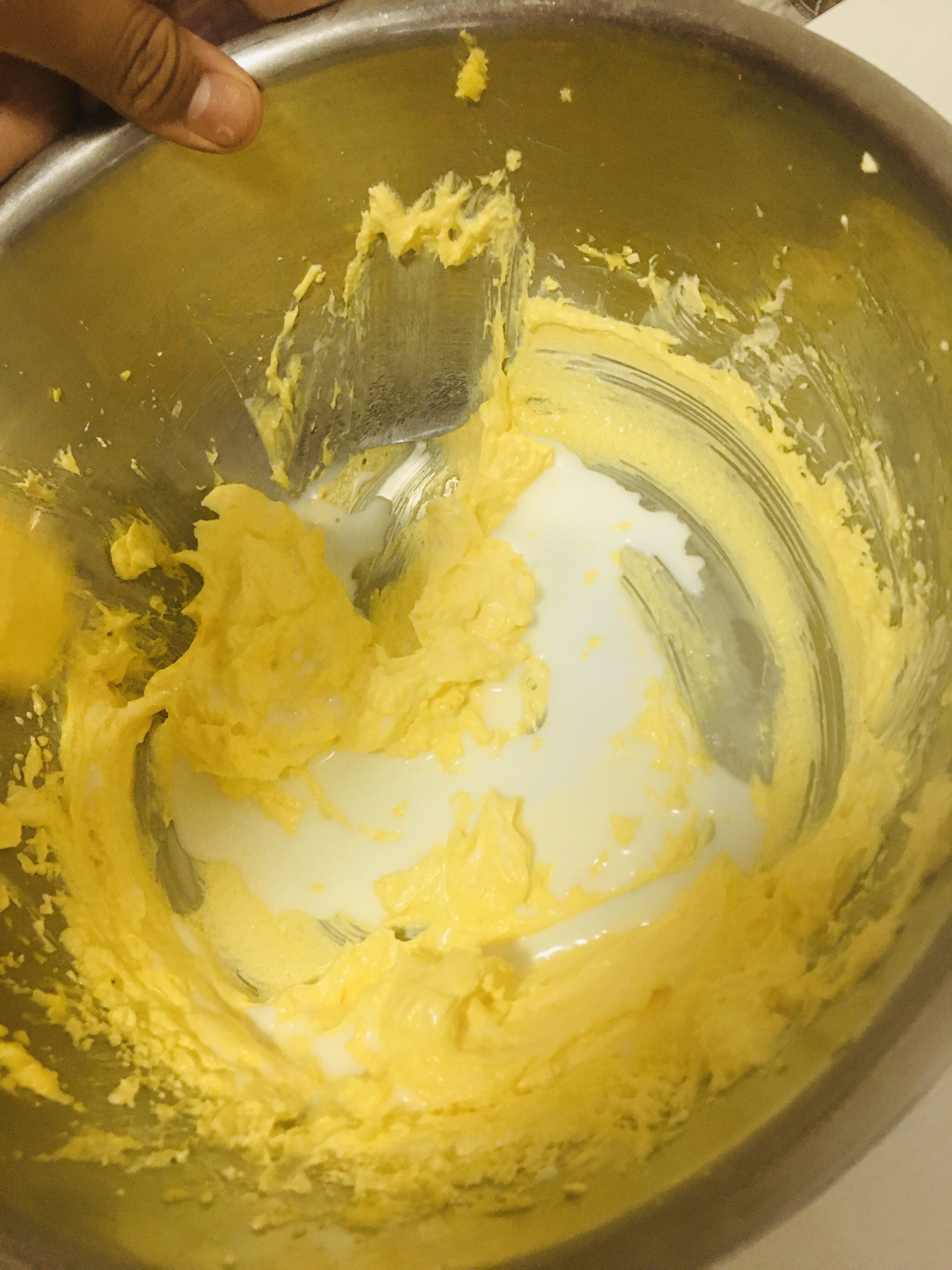 奶香黄油椰蓉球的做法 步骤7