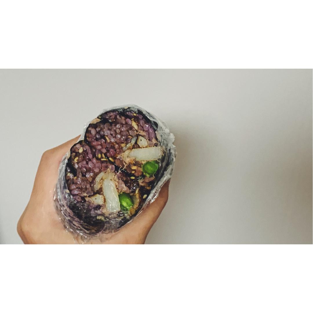 忙里偷闲吃饭饭