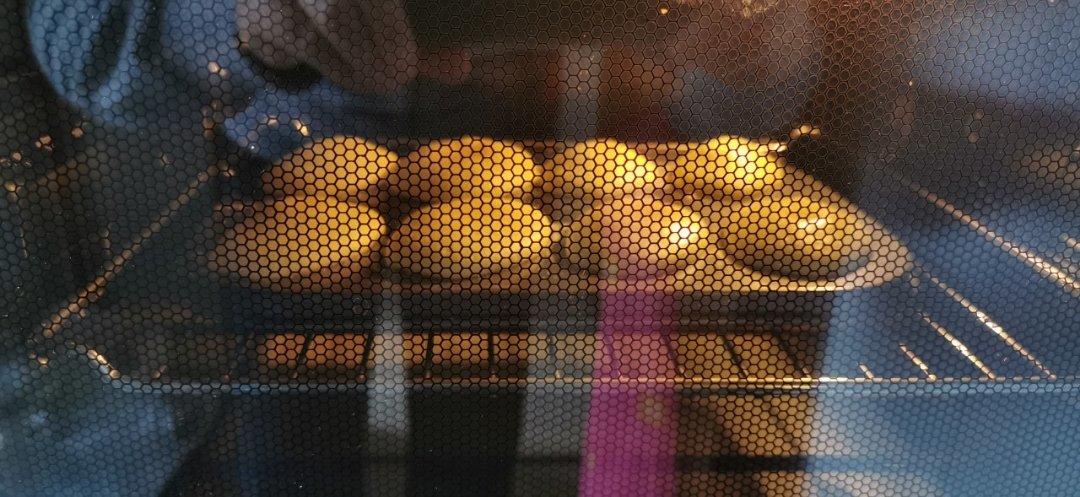 焦香酥软的柠檬玛德琳蛋糕