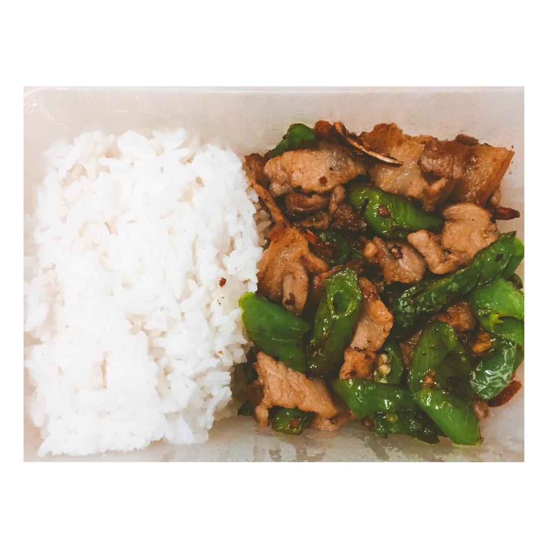 农家小炒肉【记忆中勾魂的油汤】