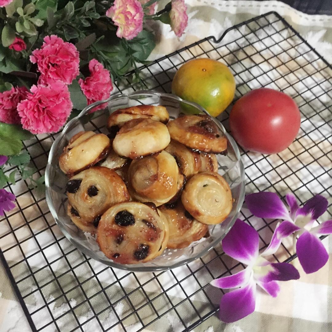 黑加仑千层酥 Puff Pastry Scroll with Currents