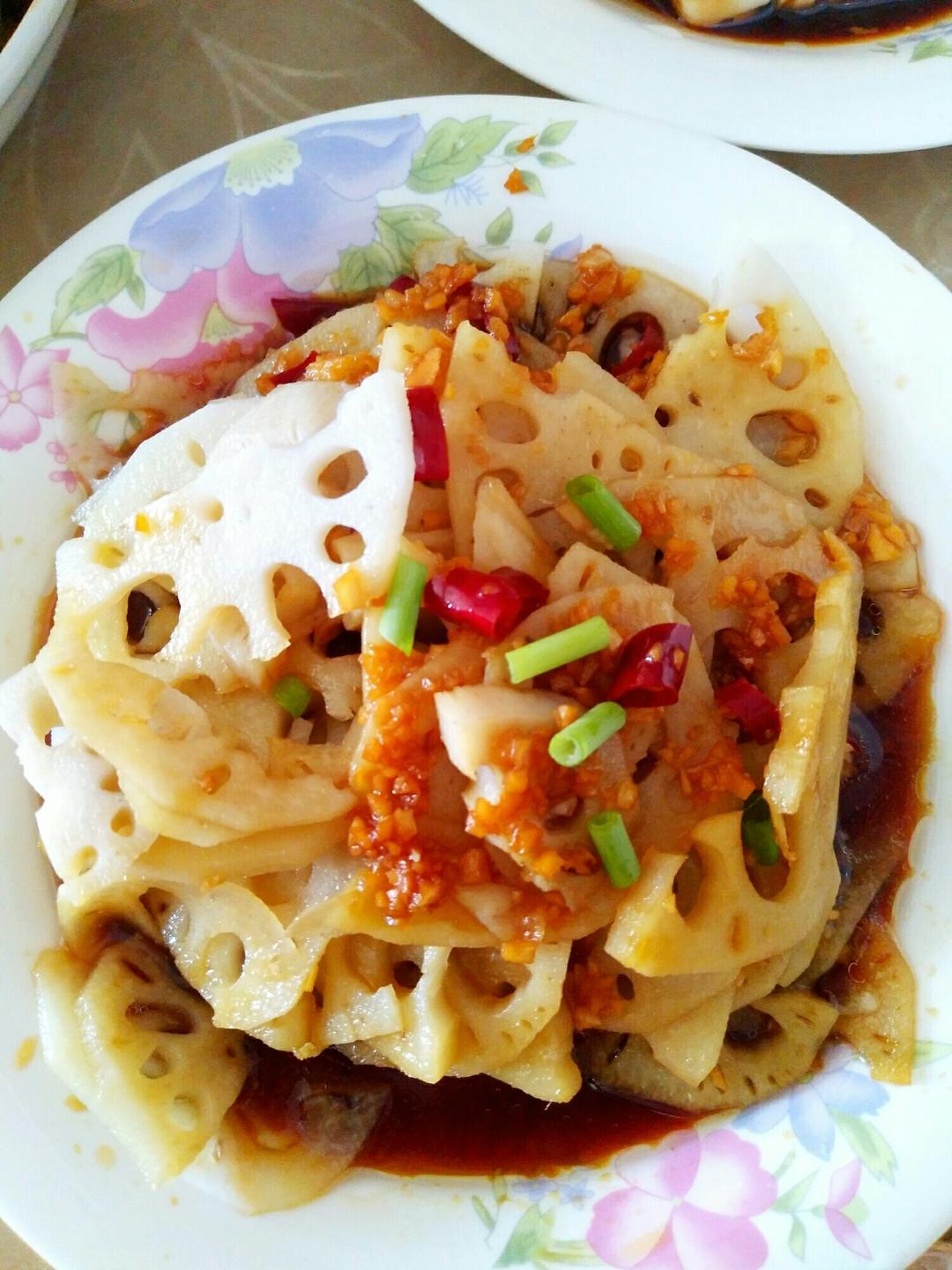 凉拌藕片
