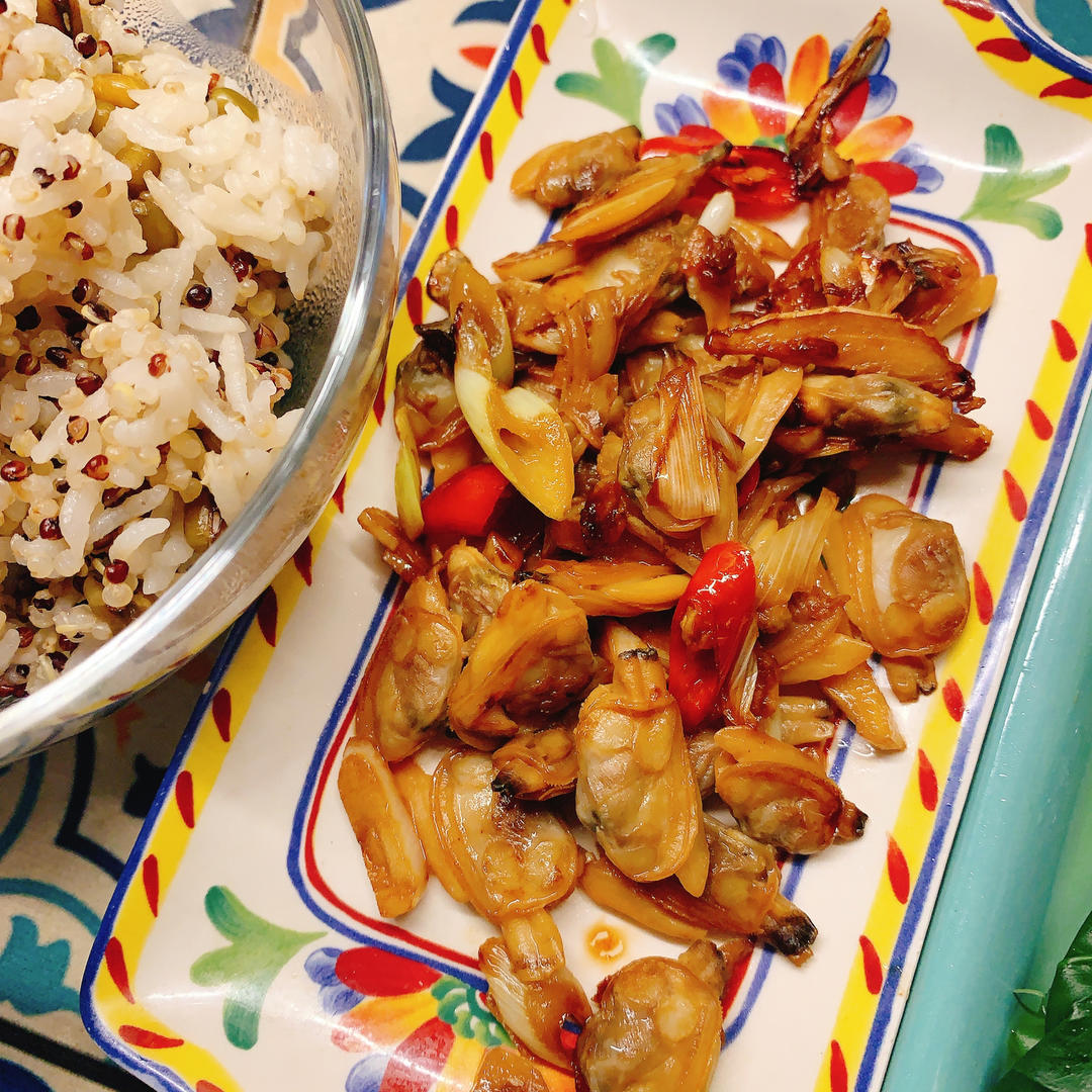 辣炒蚬子+藜麦黑豆大米饭