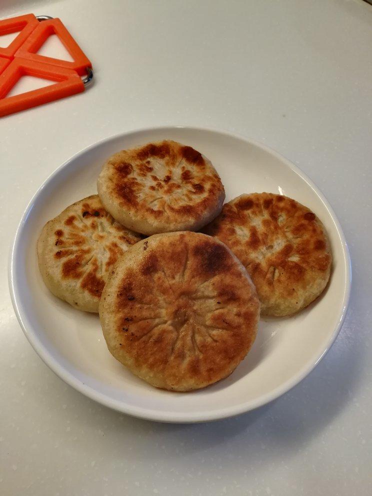 薄皮韭菜饼