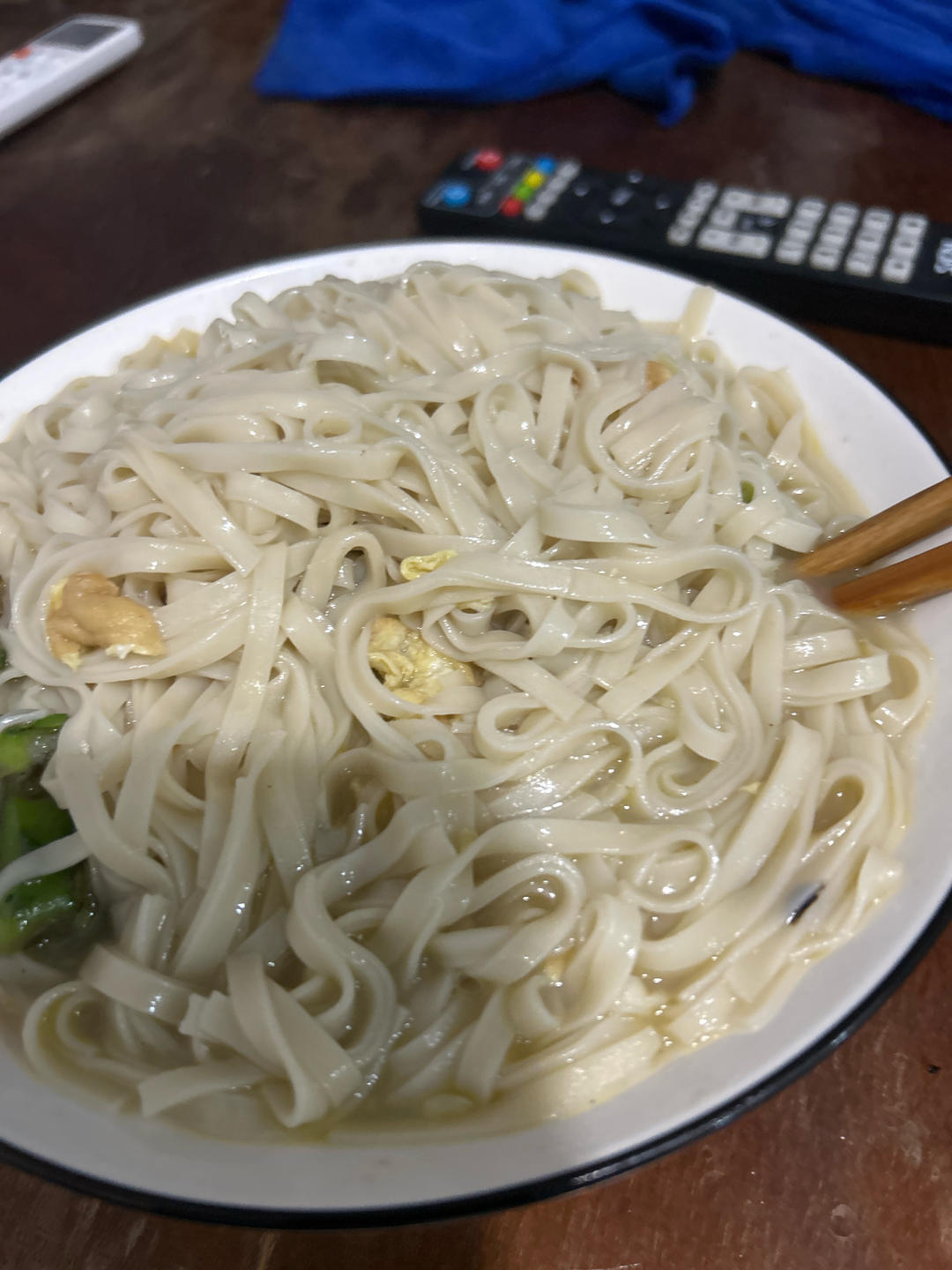 丝瓜鸡蛋面
