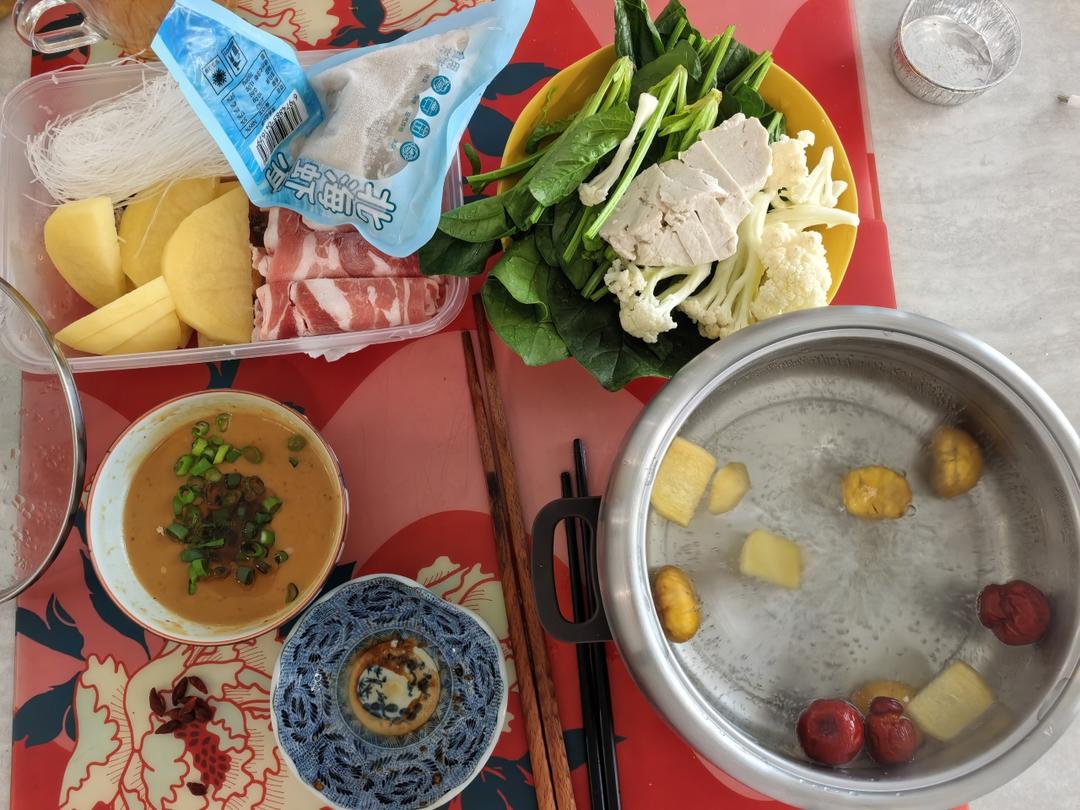 晚餐•2025年10月7日