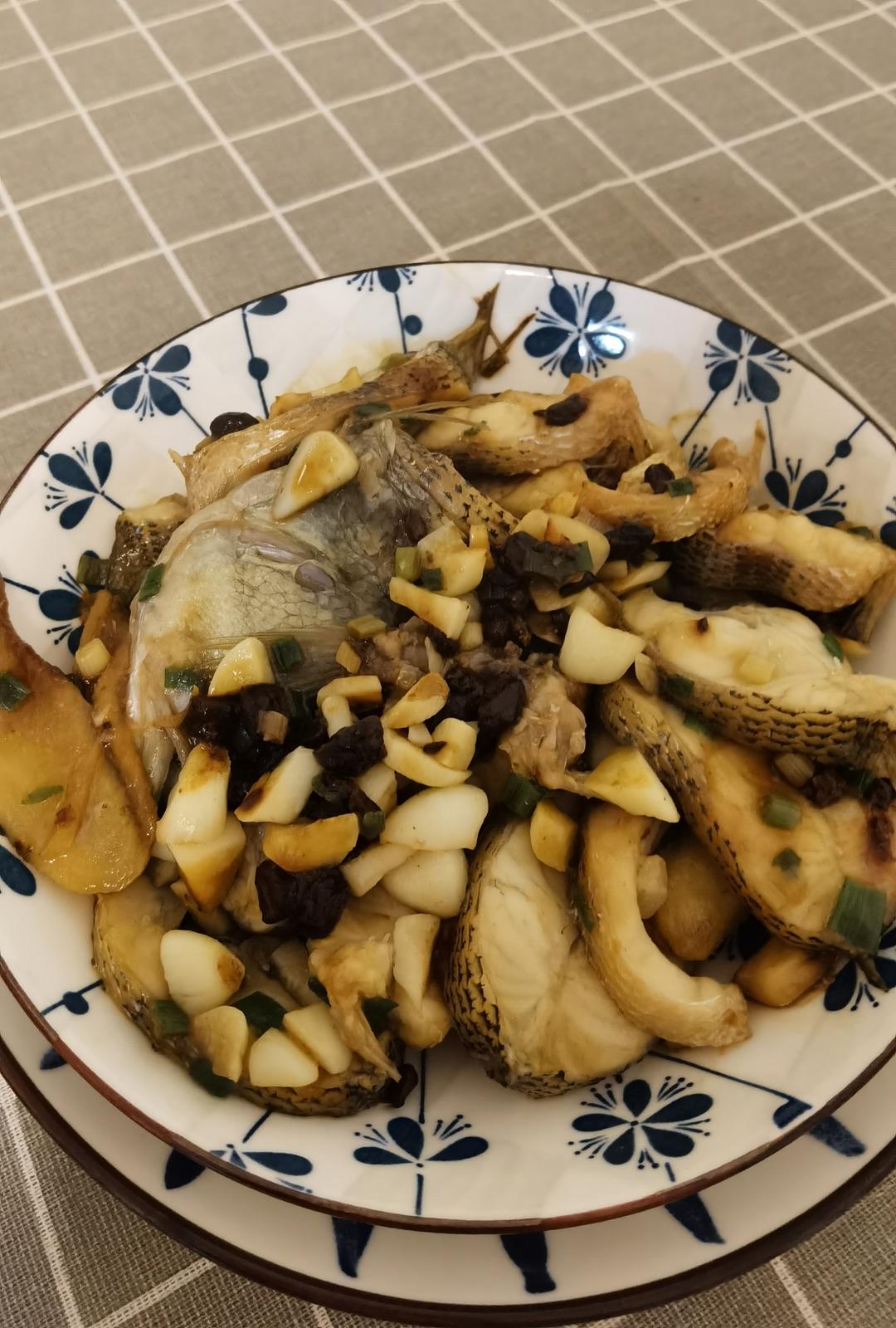 3步做出地道广东味——豉汁蒸鱼腩