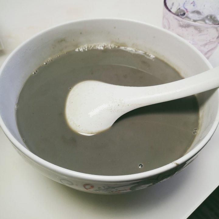 黑豆黑米黑芝麻黑豆浆