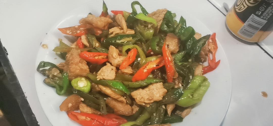 正宗辣椒炒肉
