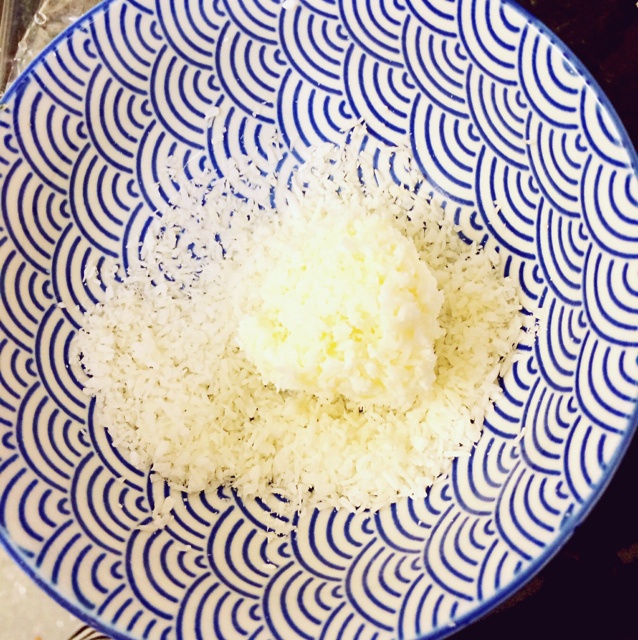 完胜85度C牛奶椰丝小方