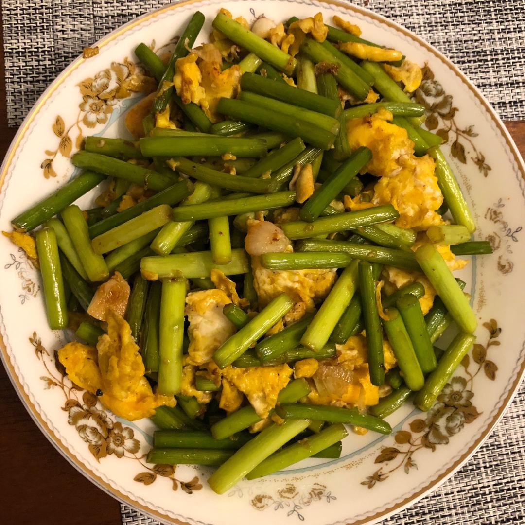 蒜薹炒鸡蛋