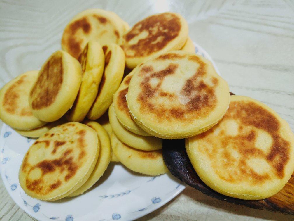 玉米面发面饼                       （口感细腻）