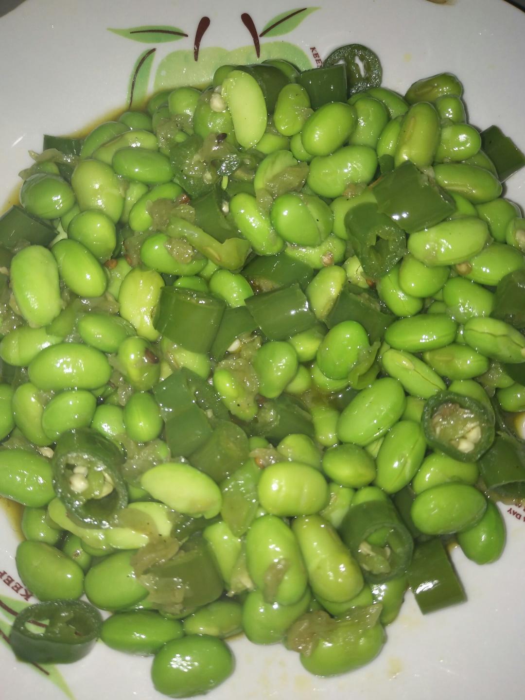 蒜香尖椒炒青豆