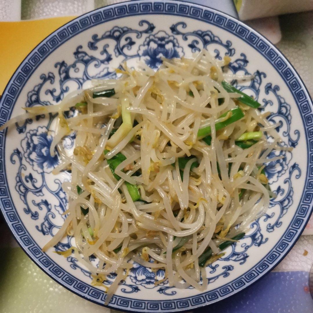 韭菜炒绿豆芽