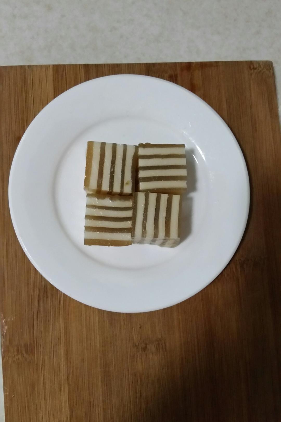 Q弹椰汁千层糕（马蹄糕）