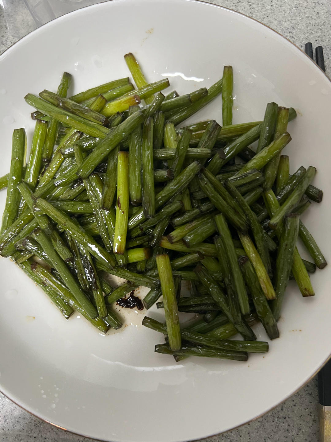 做法简单又下饭的炒蒜苔❗️