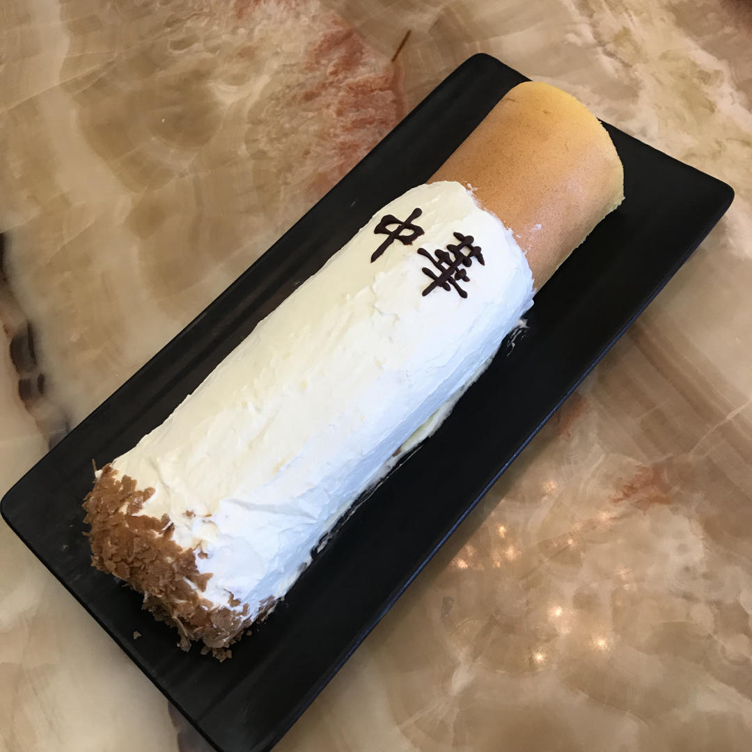 carmen鱼尾雯做的来跟华子蛋糕