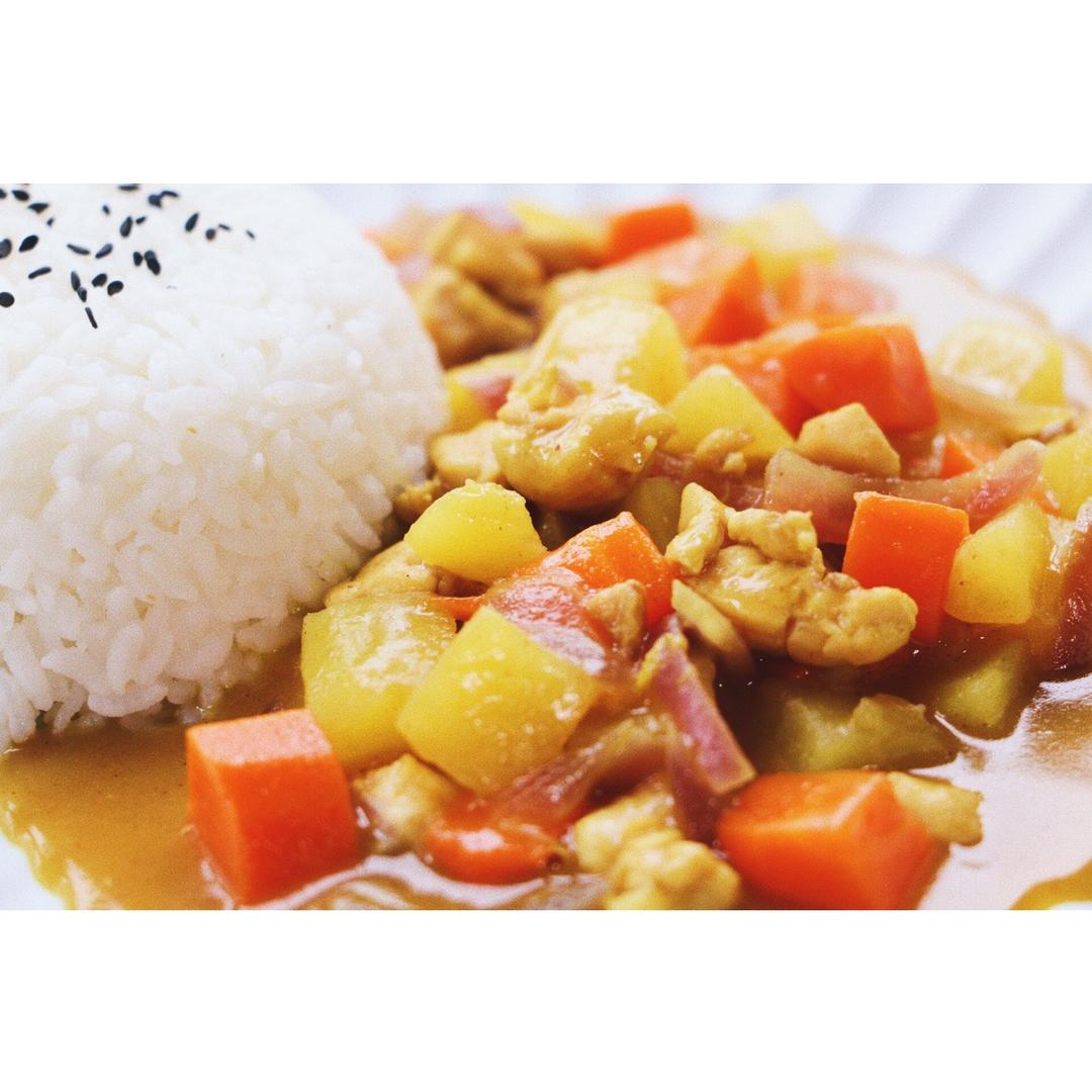 咖喱鸡肉饭