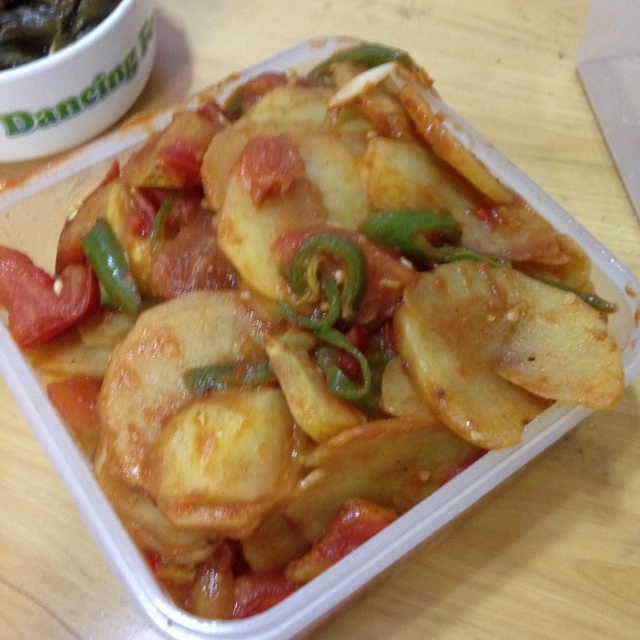 青椒番茄土豆片