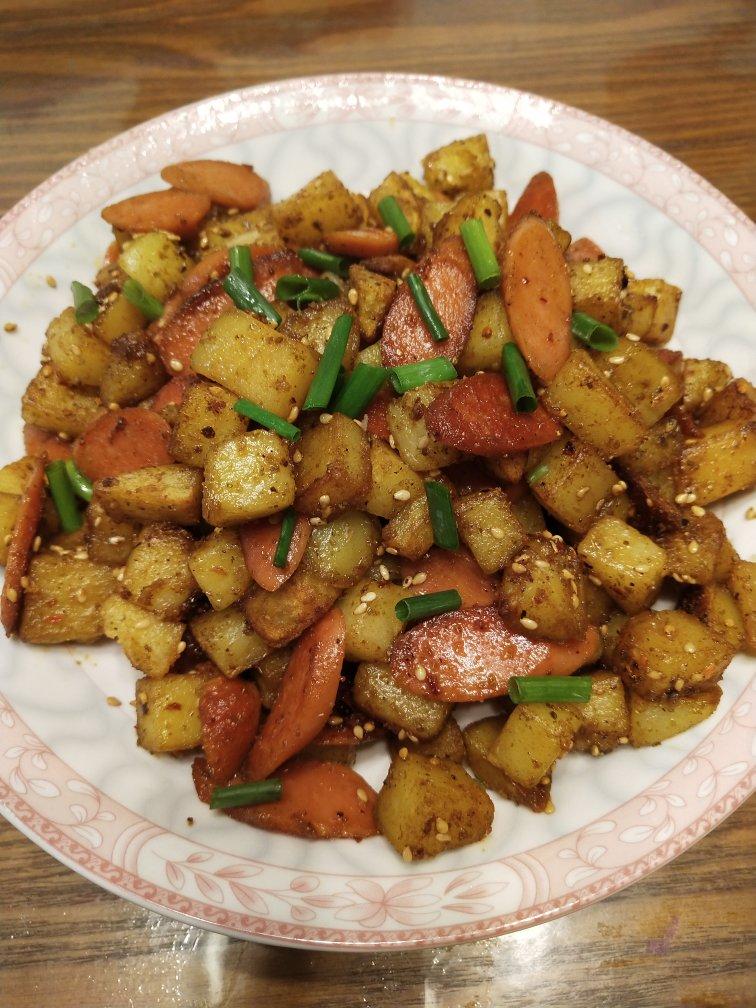 孜然火腿土豆丁