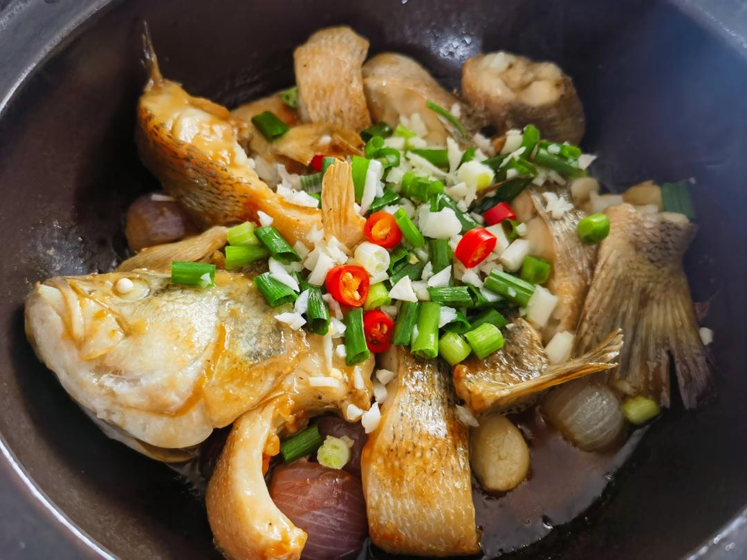 葱香焗鲈鱼