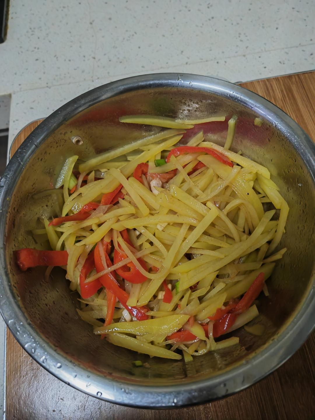 凉拌酸辣土豆丝