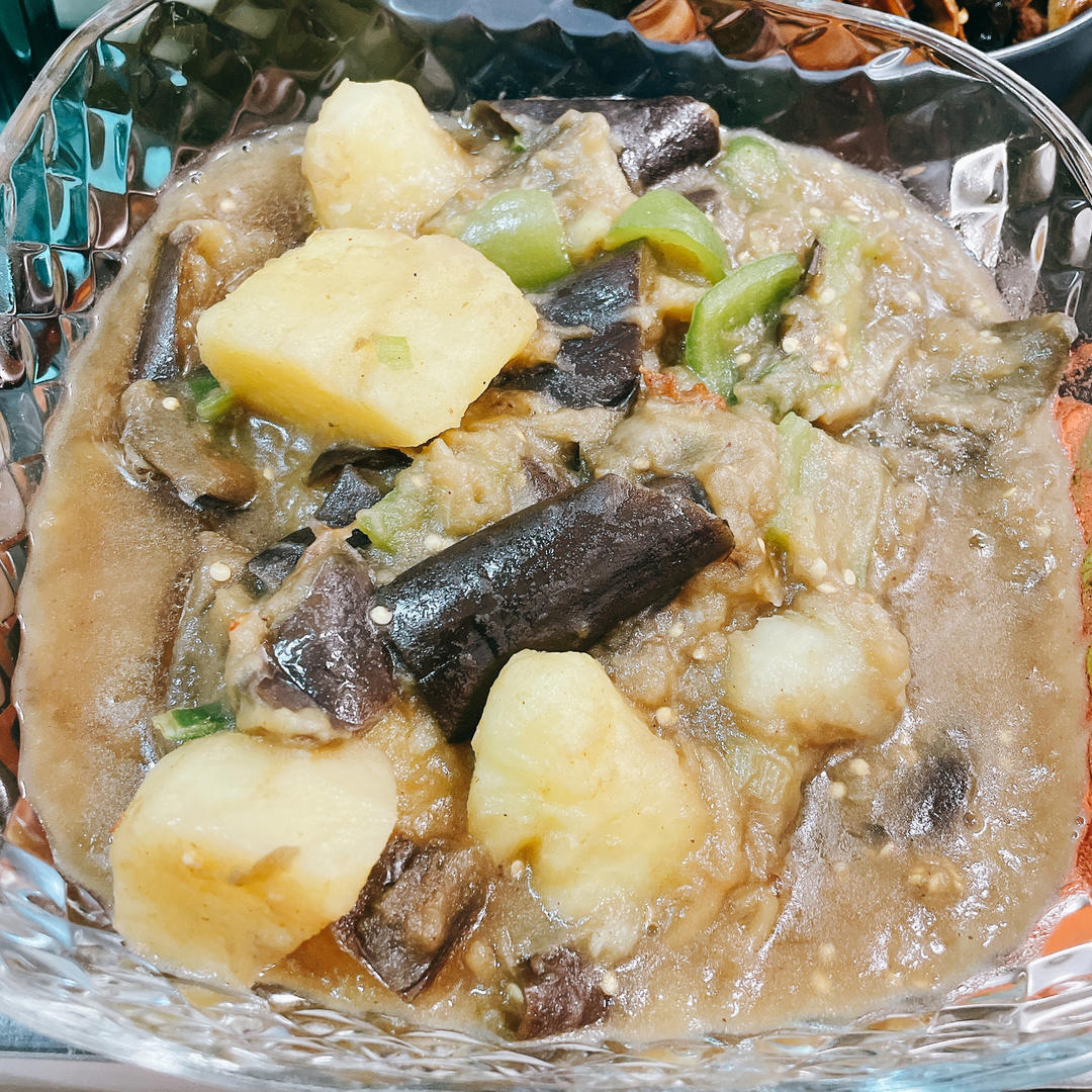 东北菜茄子炖土豆