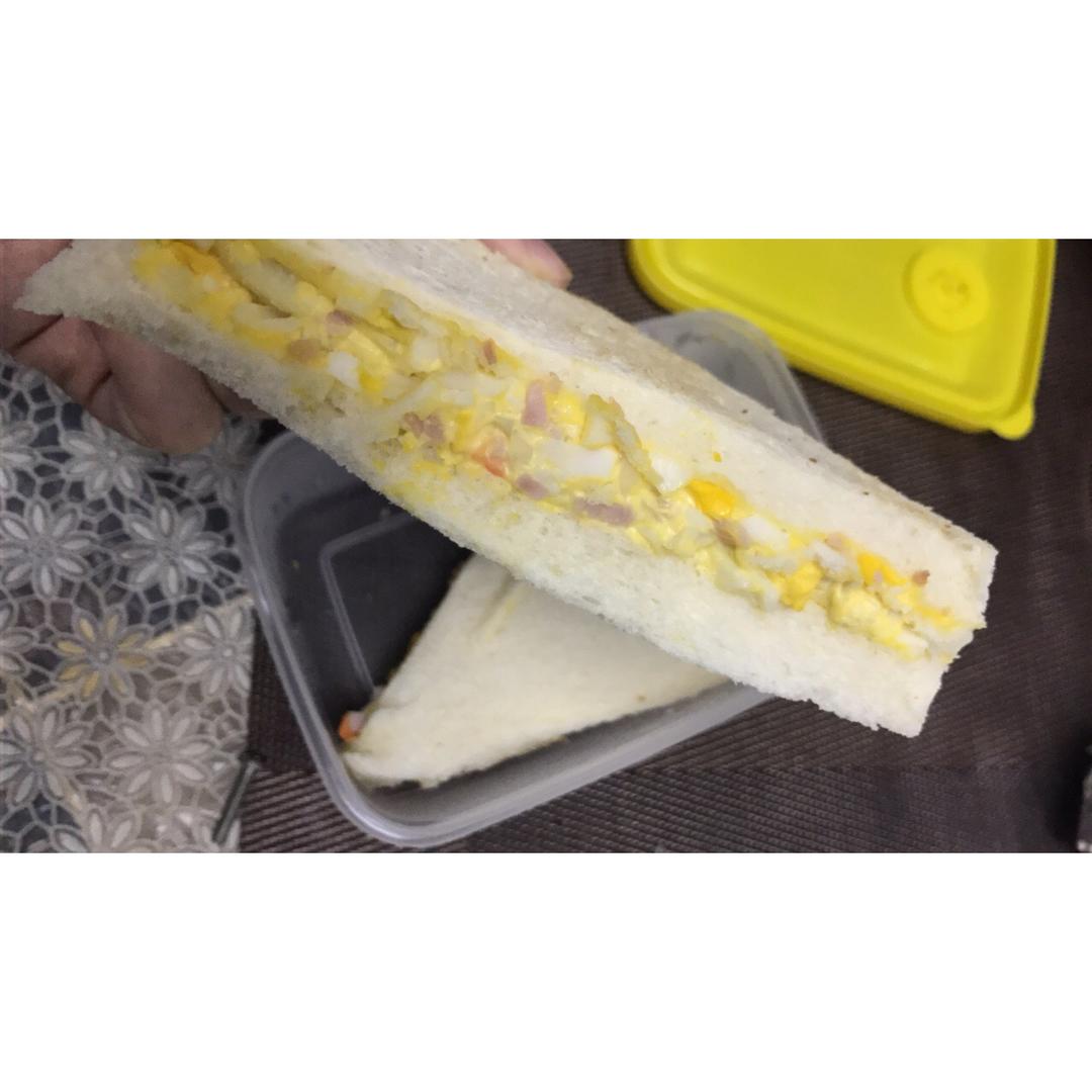 快手美味鸡蛋三明治