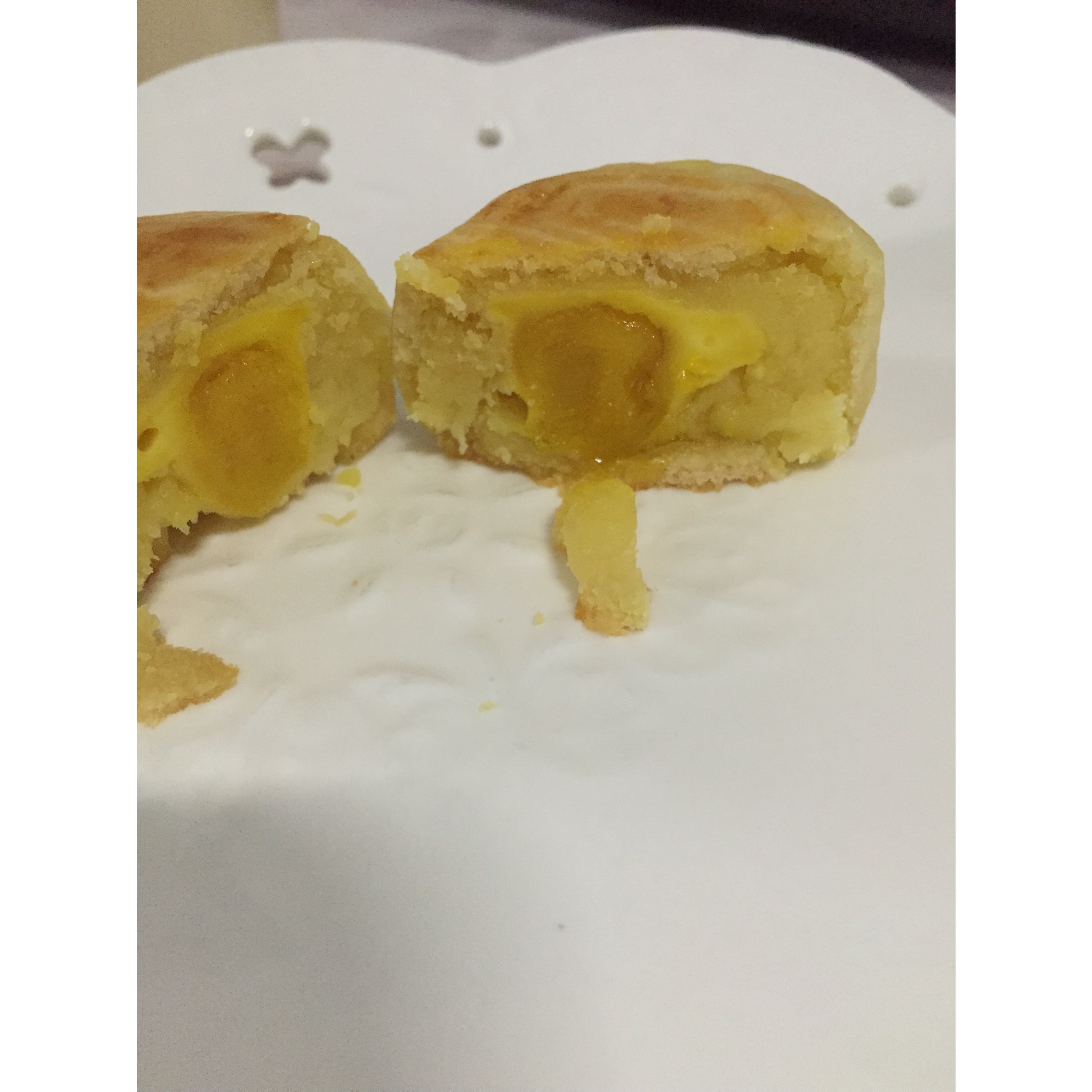 广式月饼——蛋黄莲蓉月饼