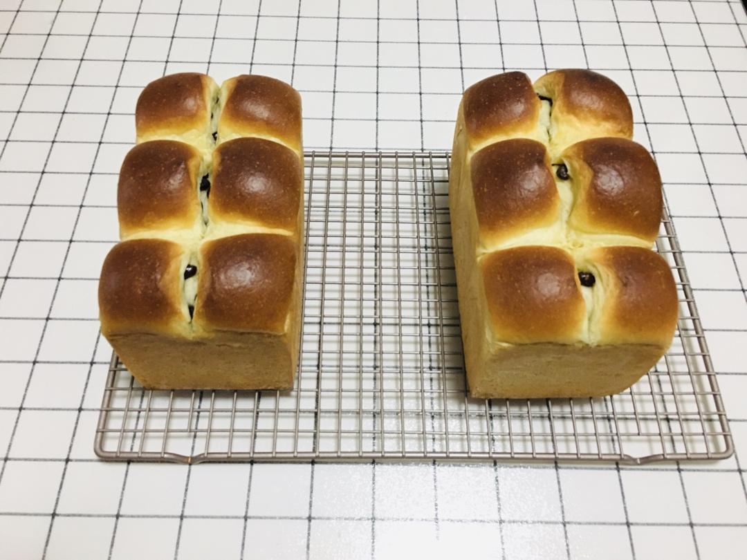 鲜奶红豆吐司