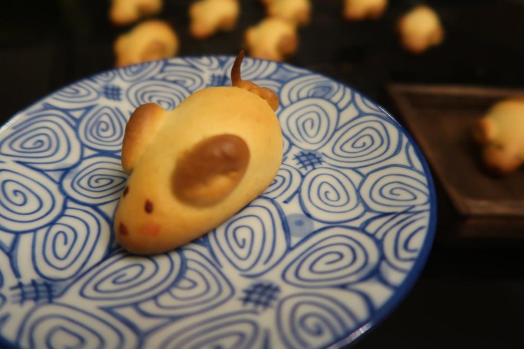 小老鼠烧果子