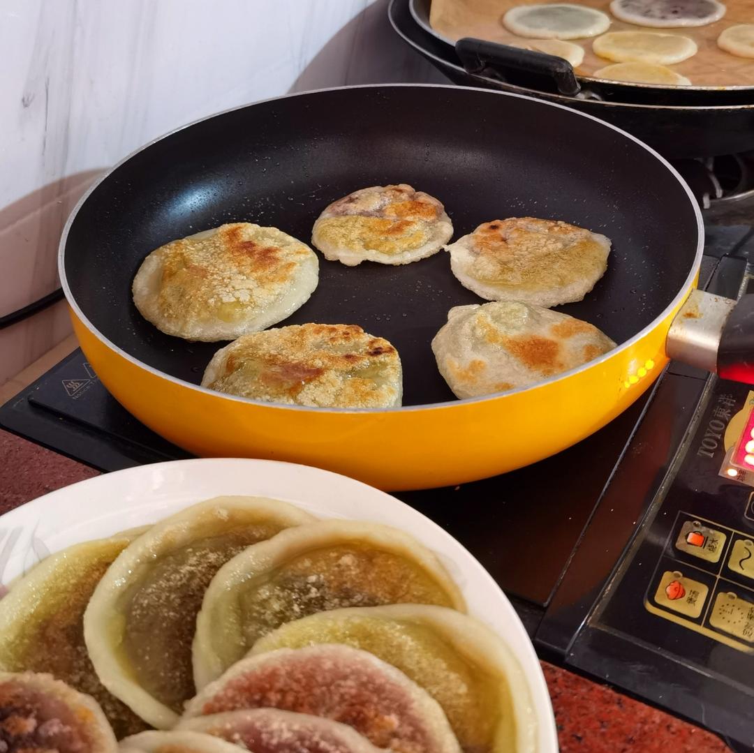 ㊙️东北糯米豆沙粘火勺 烫面法饼超级软 附虎口收拢法整形视频