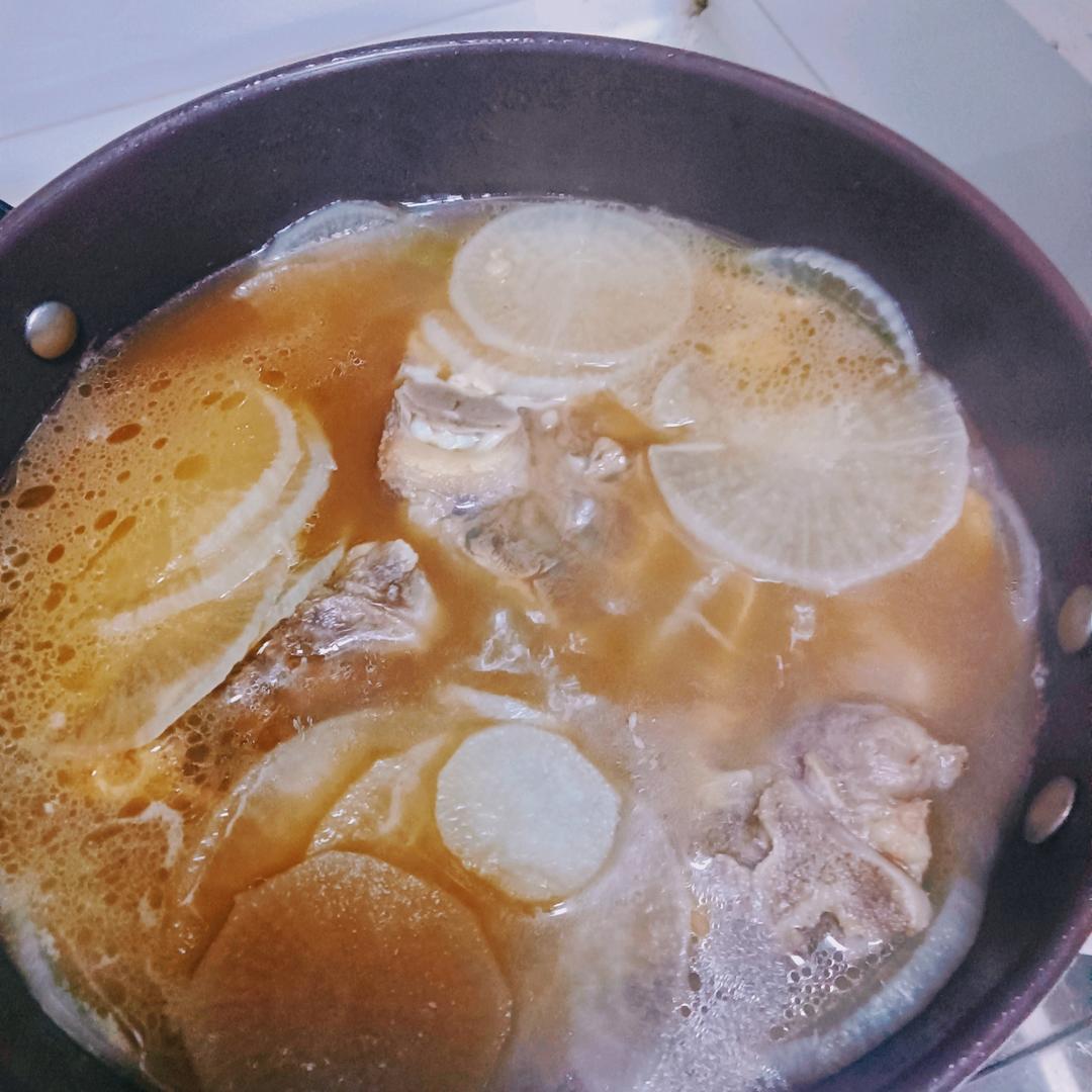 萝卜牛骨汤