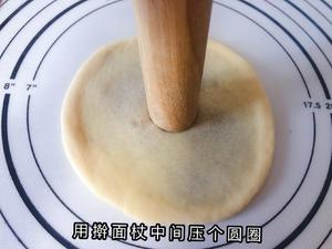 豆沙面包（纯手工版、没有厨师机也能做出很好吃滴面包，顺便教大家三种面包花型做法）的做法 步骤45