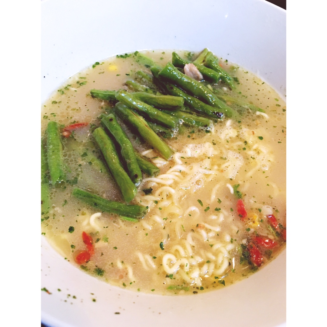 echo有只小猩猩做的满足食欲的深夜秘密森系浓香泡面