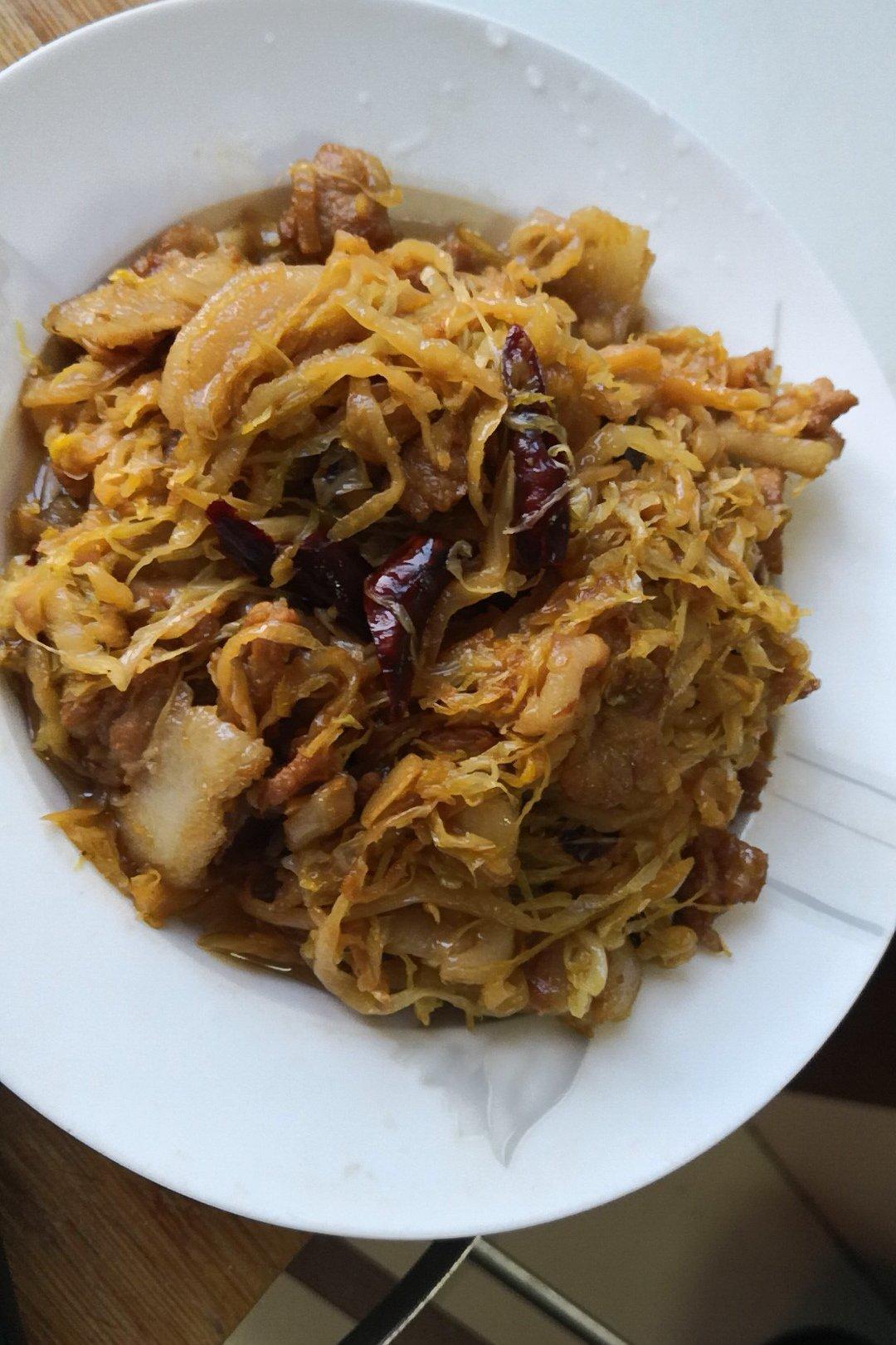 从心启航做的肉炒酸菜丝