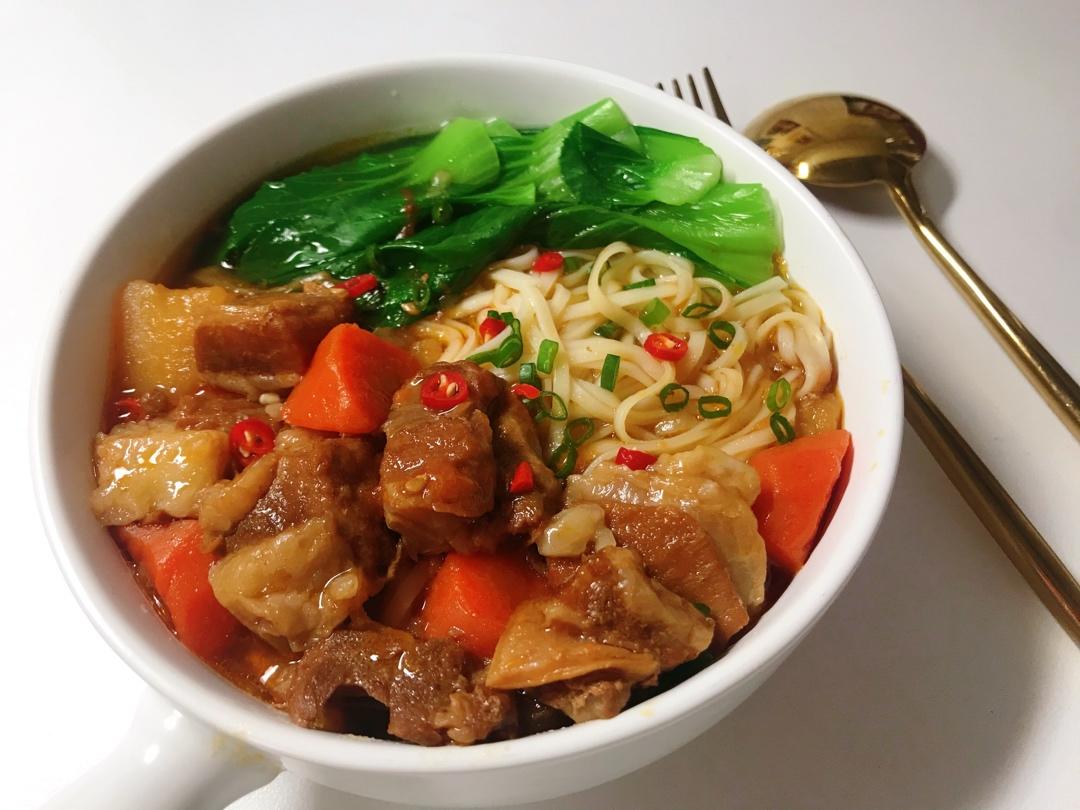 停不下来香辣牛腩面