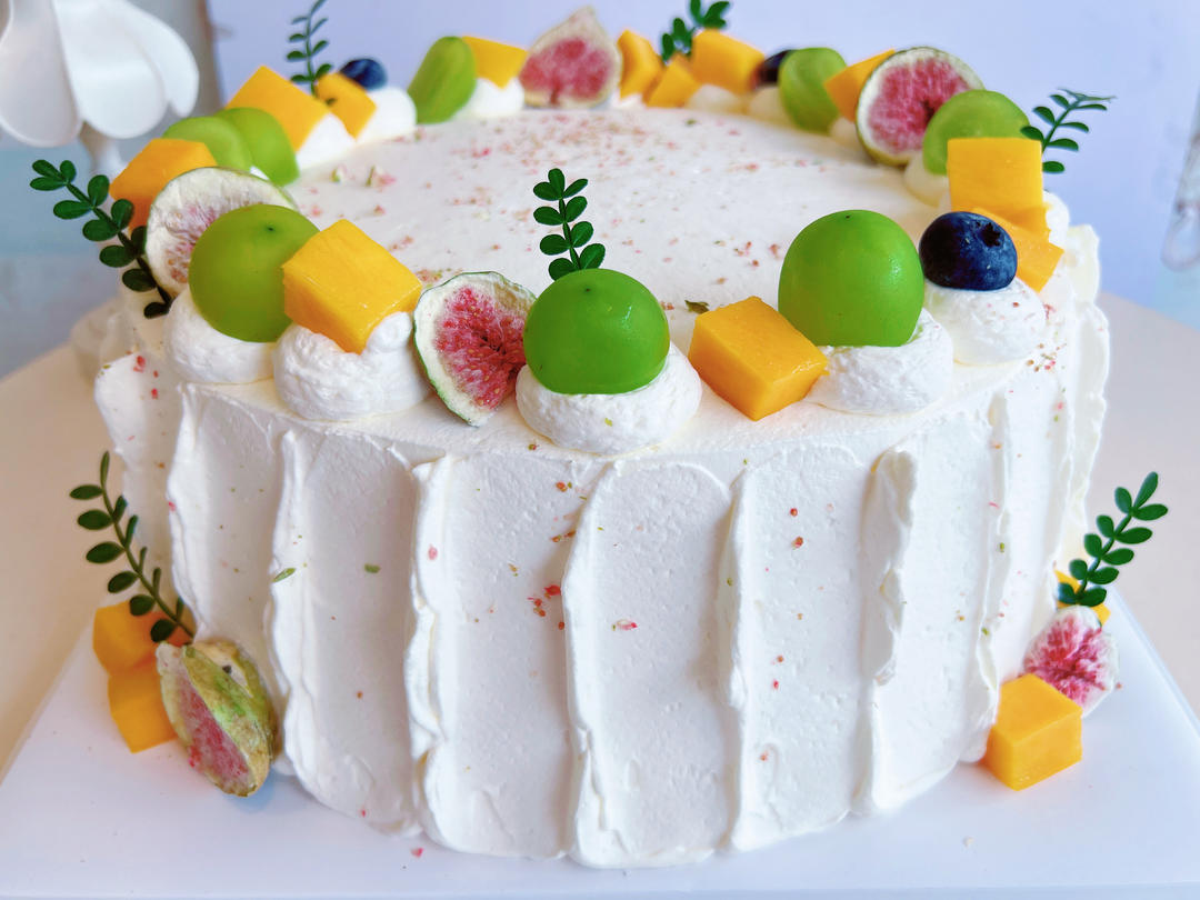 食用鲜花装饰蛋糕