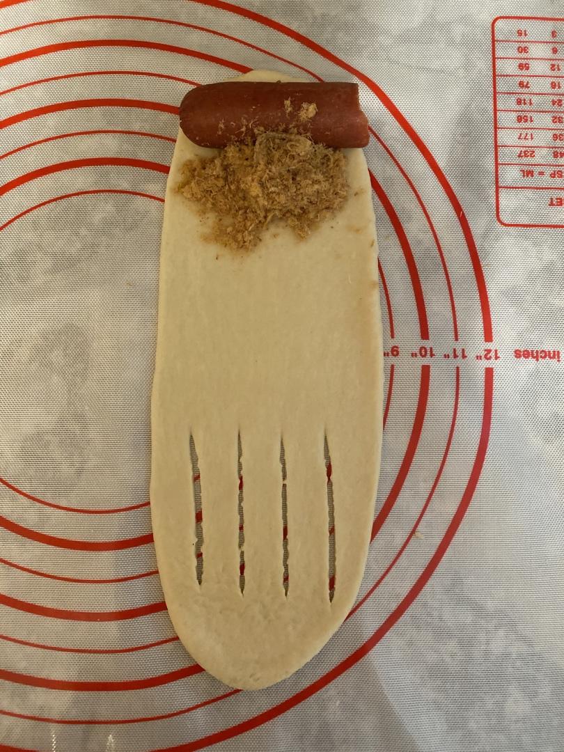 又香又软又拉丝，咬一口奶香十足！超治愈的淡奶油波兰种小餐包