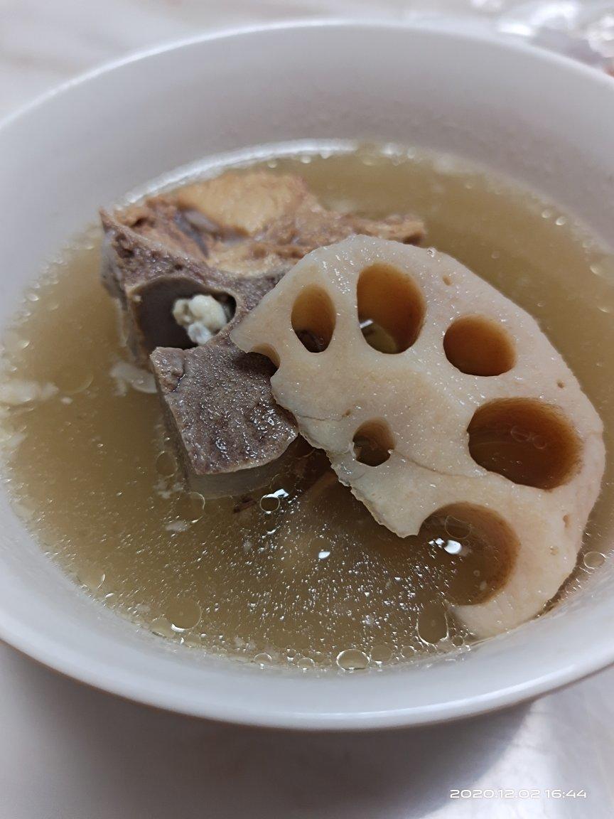 莲藕排骨汤